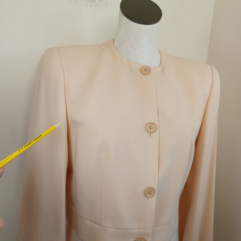 Giorgio Armani Le Collezioni Wool Blazer Womens 8 Cropped Length Cream Peach - Picture 9 of 13